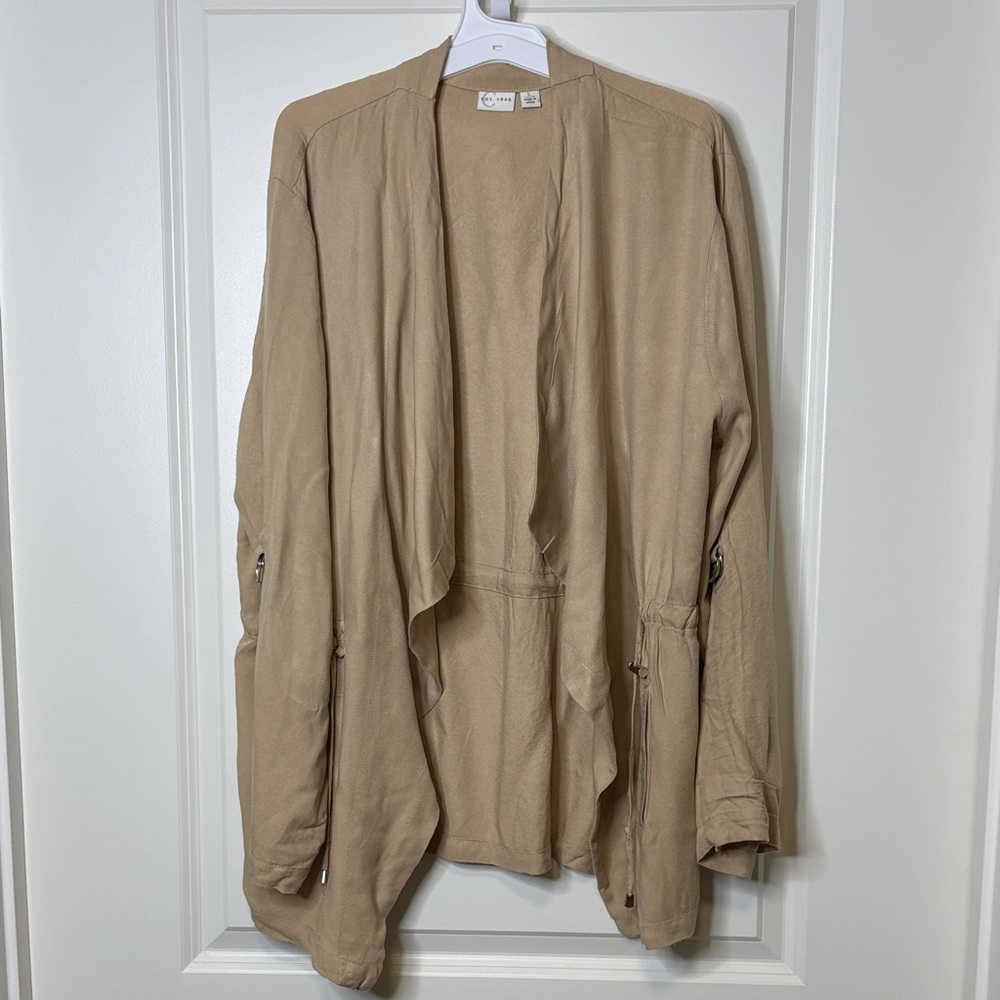 Chic Beige Trench Coat for Women